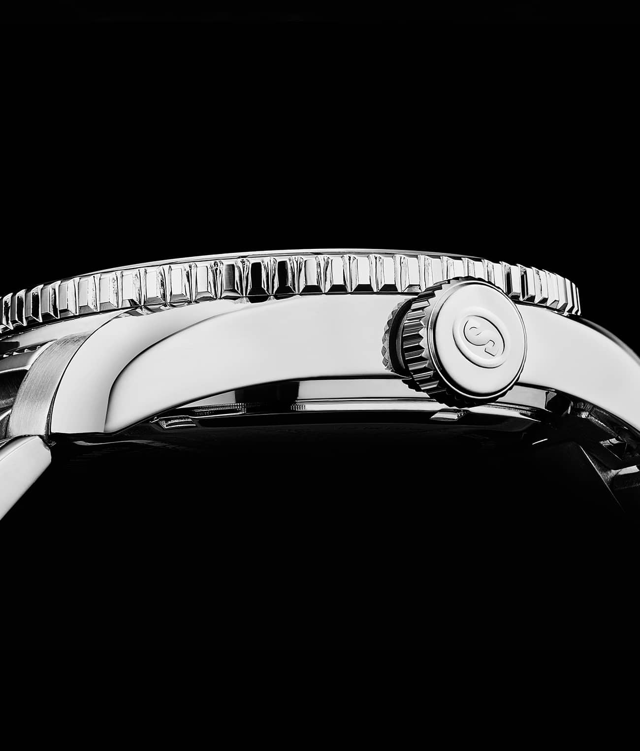 Stührling Voyager GMT 4017 Quartz GMT 42mm Diver - Image 19